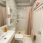 By The Sea With Jacuzzi, Garden & Park View * Torrevieja