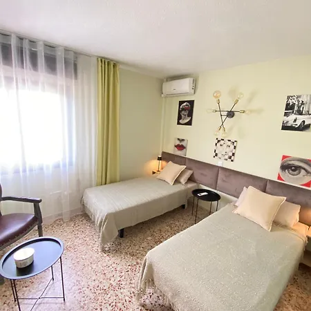 Сasa de vacaciones By The Sea With Jacuzzi, Garden & Park View