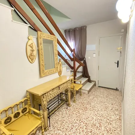 By The Sea With Jacuzzi, Garden & Park View Casa de Férias Torrevieja