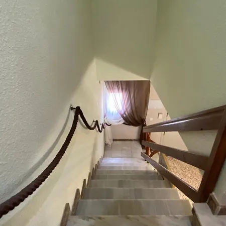 Сasa de vacaciones By The Sea With Jacuzzi, Garden & Park View *
