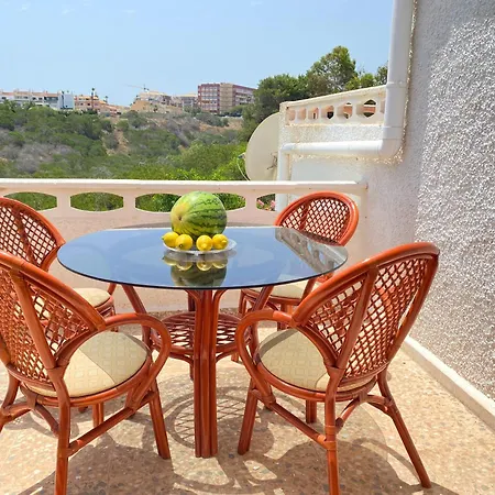 By The Sea With Jacuzzi, Garden & Park View * Torrevieja