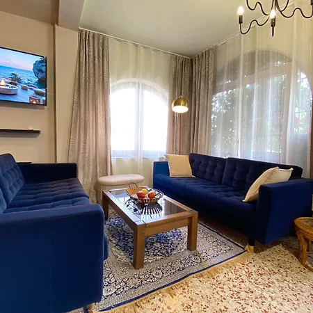 By The Sea With Jacuzzi, Garden & Park View Hébergement de vacances